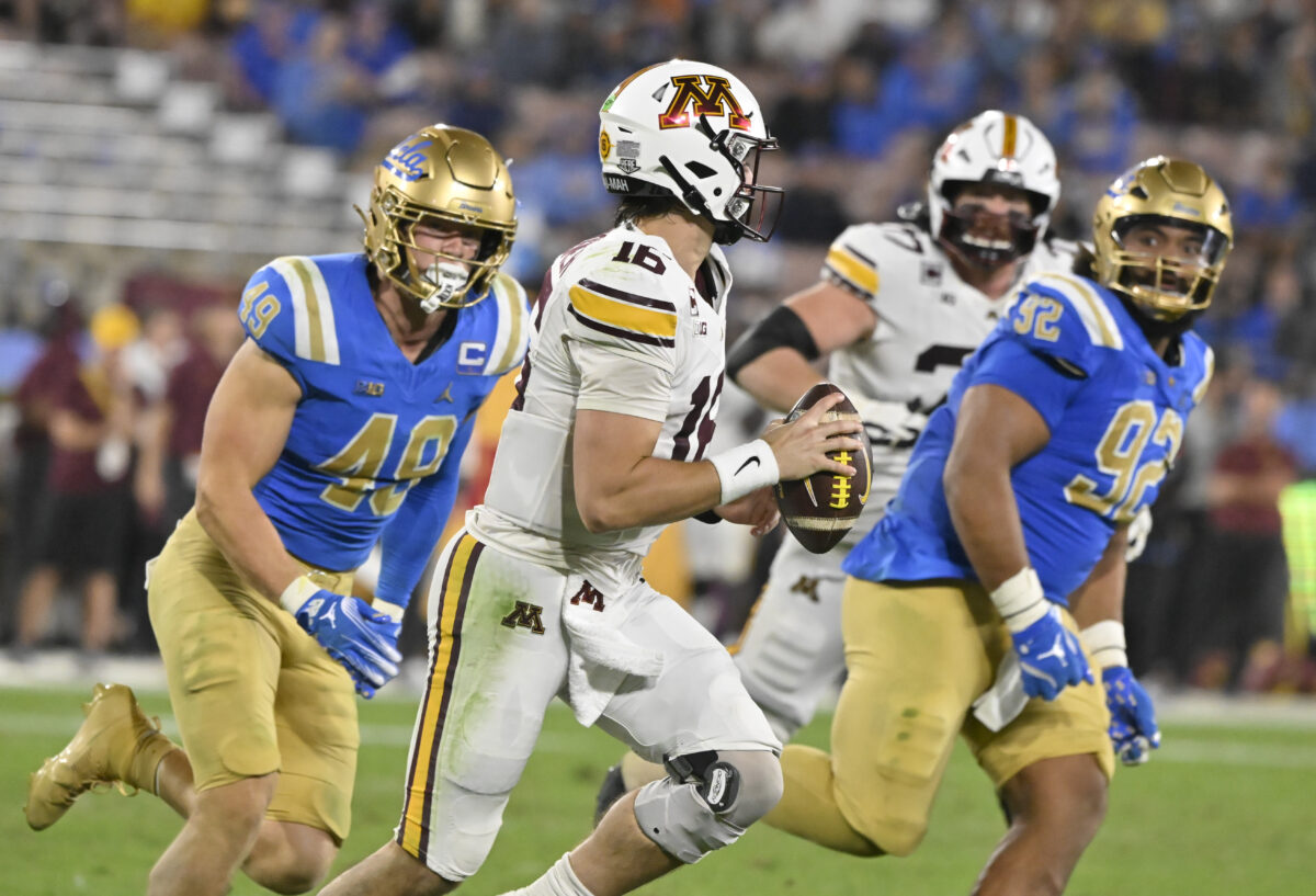 UCLA linebacker Carson Schwesinger named First Team All-American