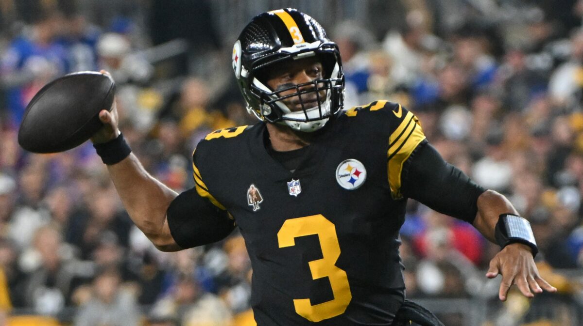 Salary cap expert predicts Ben Roethlisberger precedent could influence Russell Wilson decision