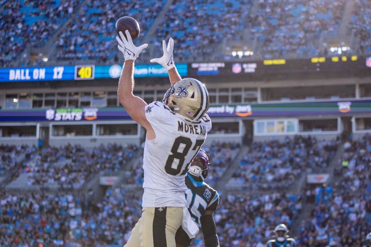 WATCH: Foster Moreau makes must-see one-handed catch vs. Giants