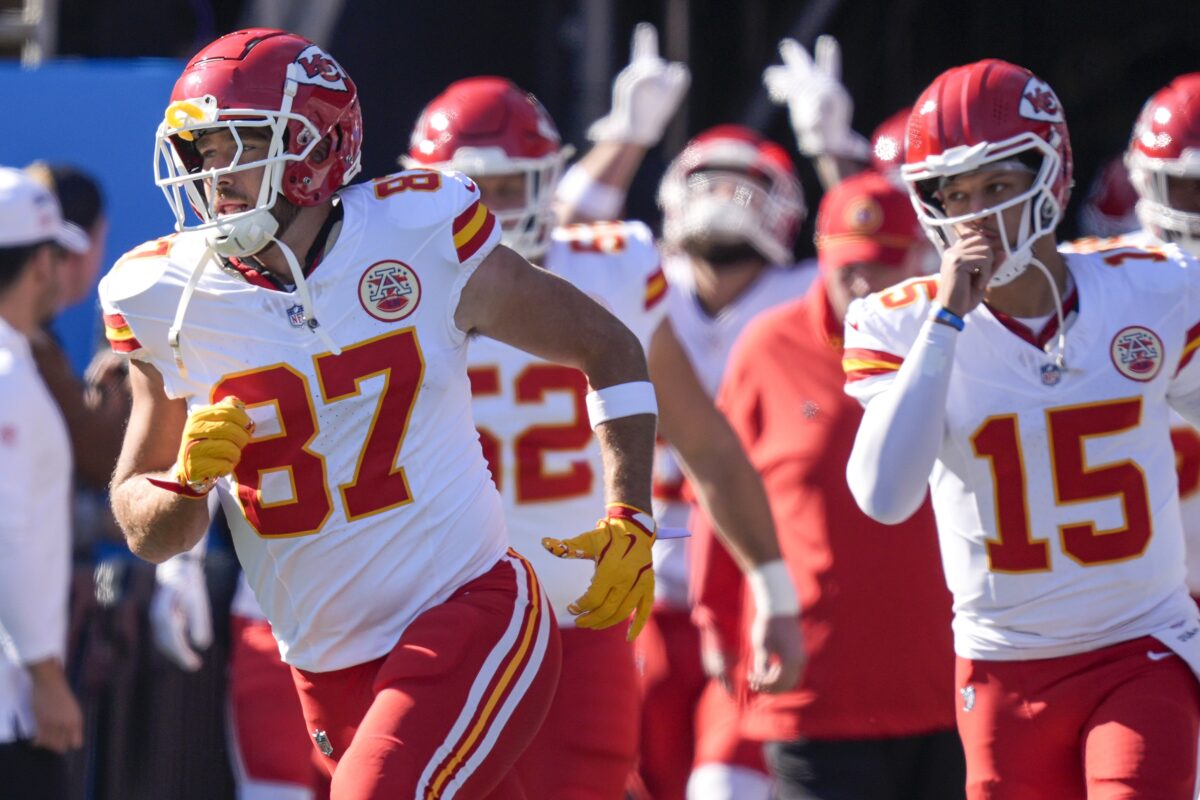 Chiefs stars arrive at Arrowhead Stadium in style for ‘Sunday Night Football’