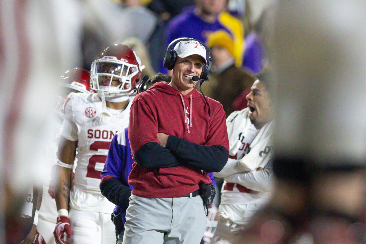 Oklahoma Sooners near offensive coordinator decision