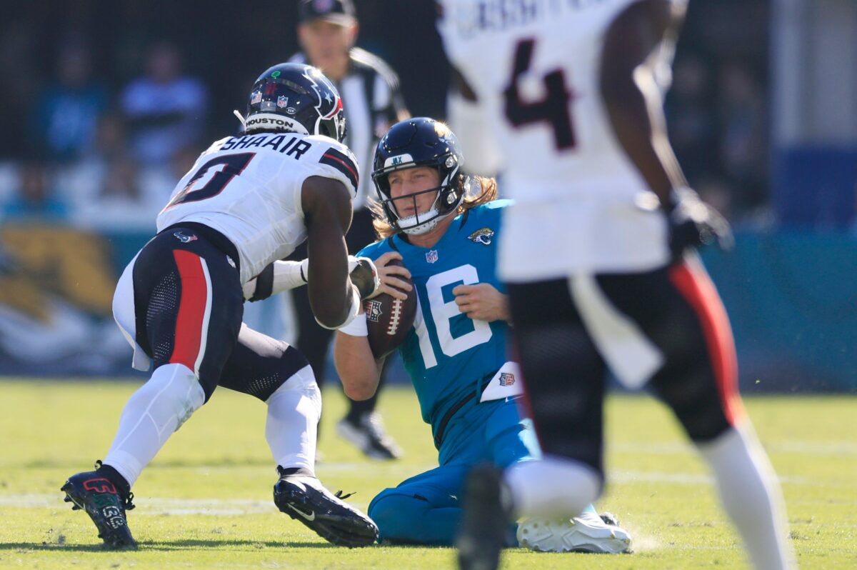 Was Texans LB Azeez Al-Shaair’s hit dirty? Several NFL players weigh in