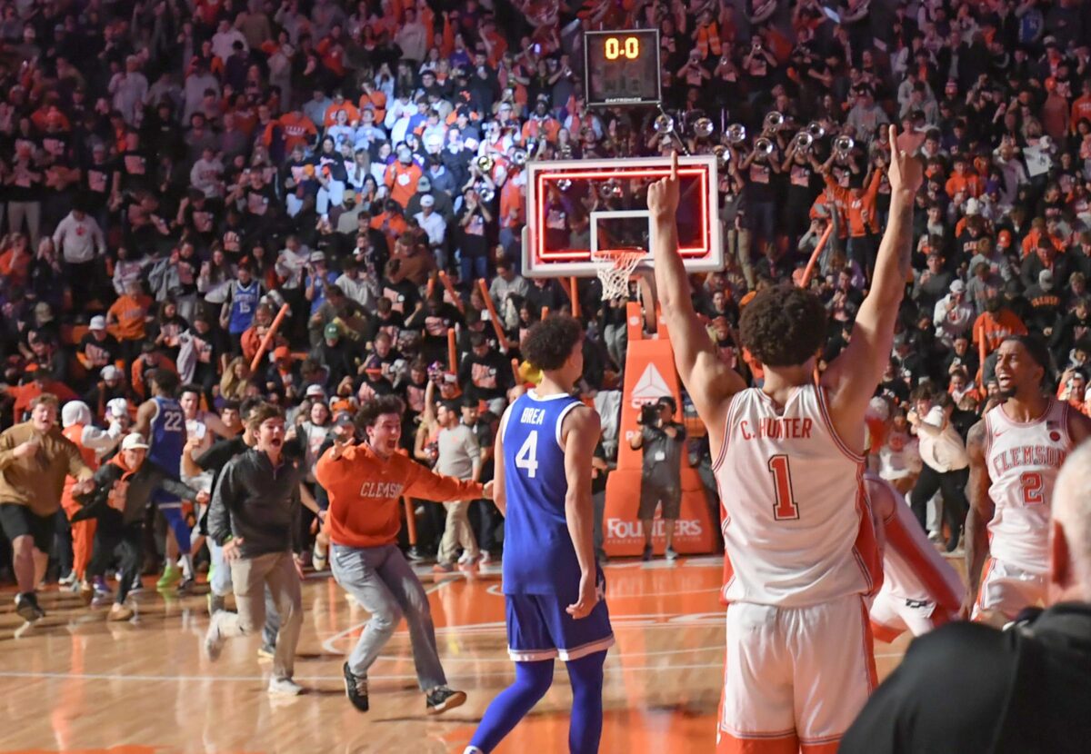 Our best photos of Clemson taking down Kentucky basketball