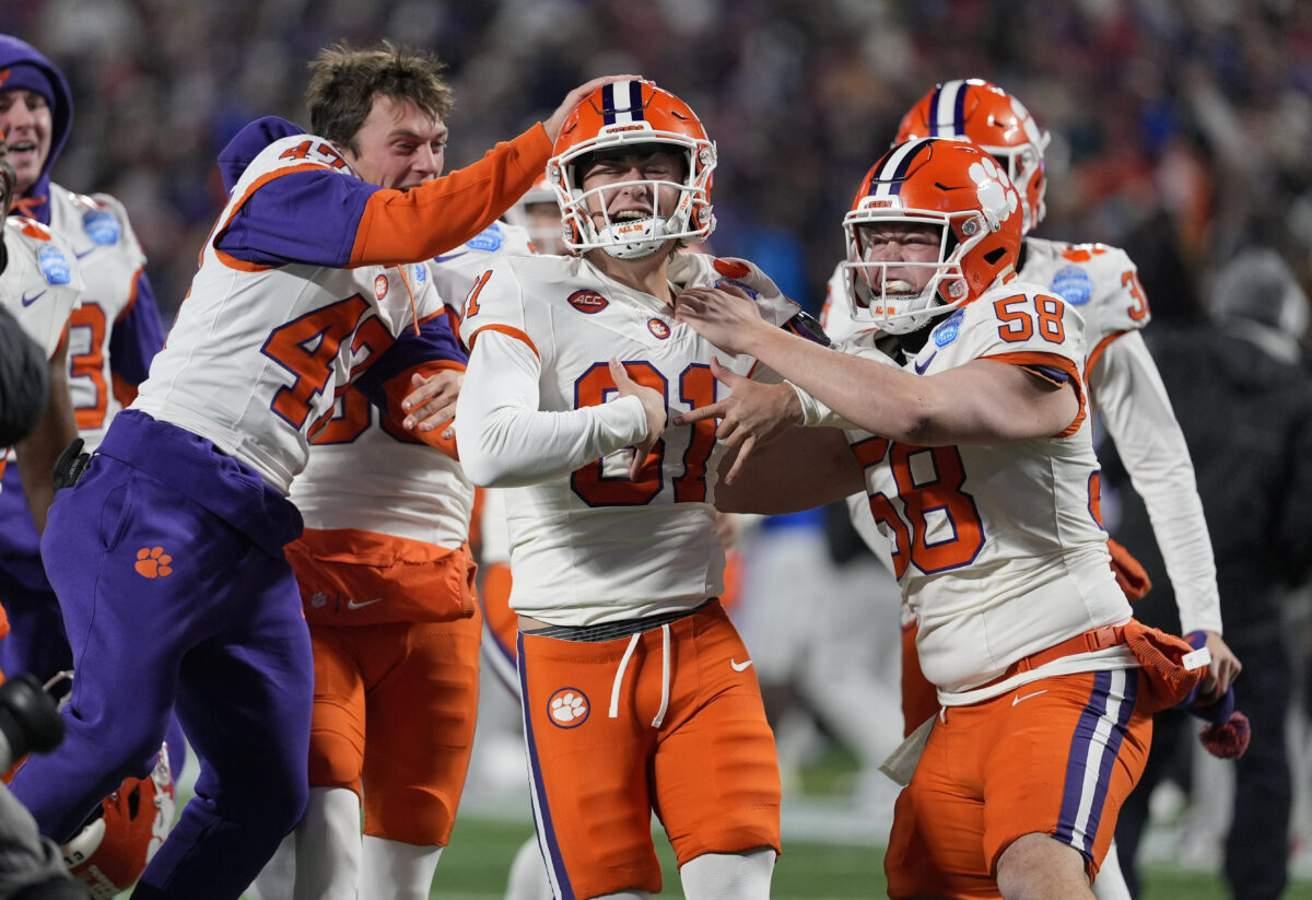 Watch Clemson kicker Nolan Hauser nail a 56-yard field goal to win the ACC Championship