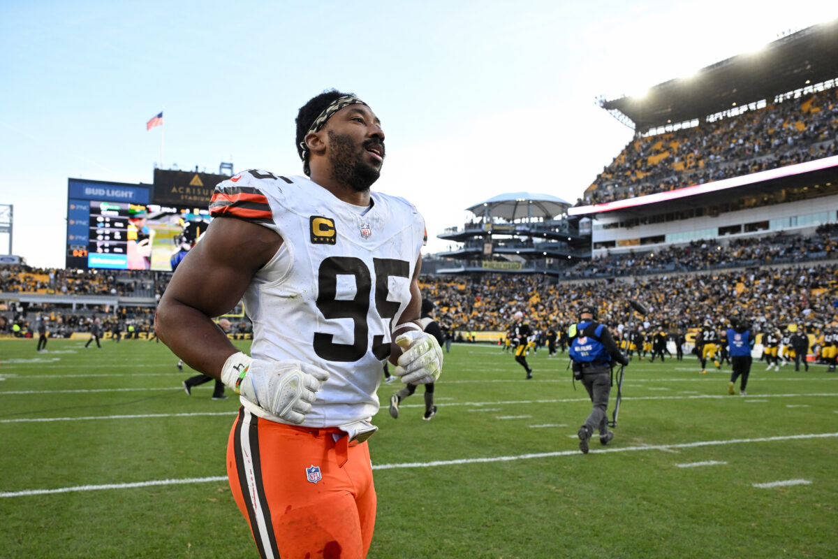 Myles Garrett offers challenge to Steelers fans for next season