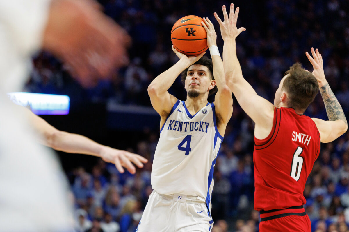 Kentucky climbs to fourth in the new USA TODAY Sports Coaches Poll