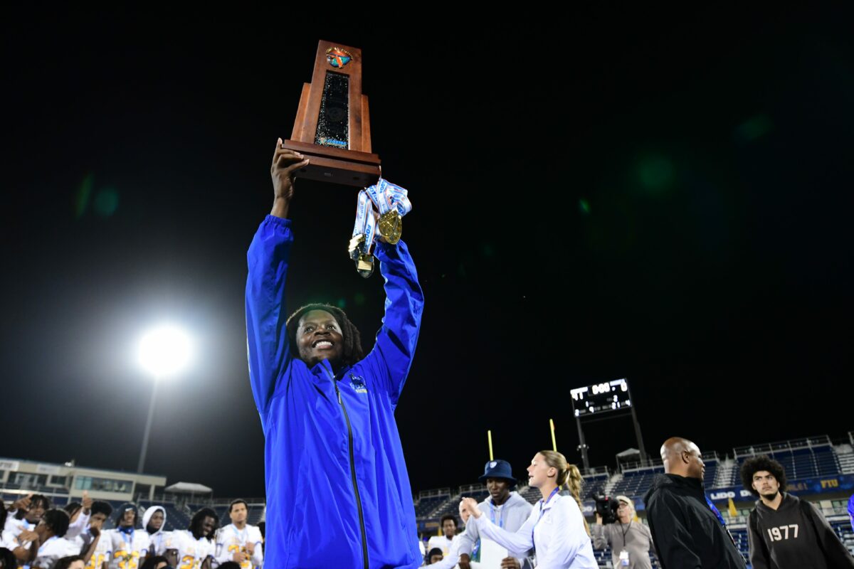 Former Saints QB wins a state title in first year as high school coach