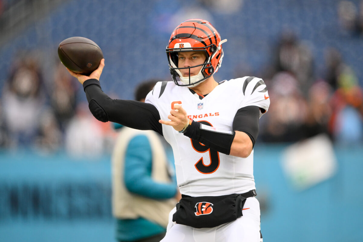 Bengals QB Joe Burrow just threw a touchdown pass from the ground