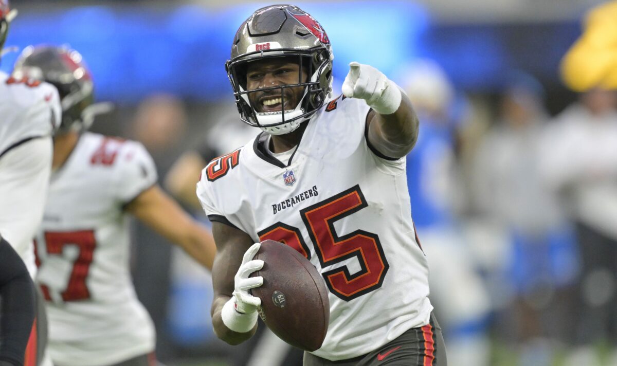 Tampa Bay Buccaneers at Dallas Cowboys odds, picks and predictions