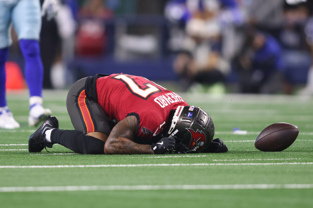 How the Bucs went from 1st-and-10 at Dallas’ 26 to 3rd-and-40