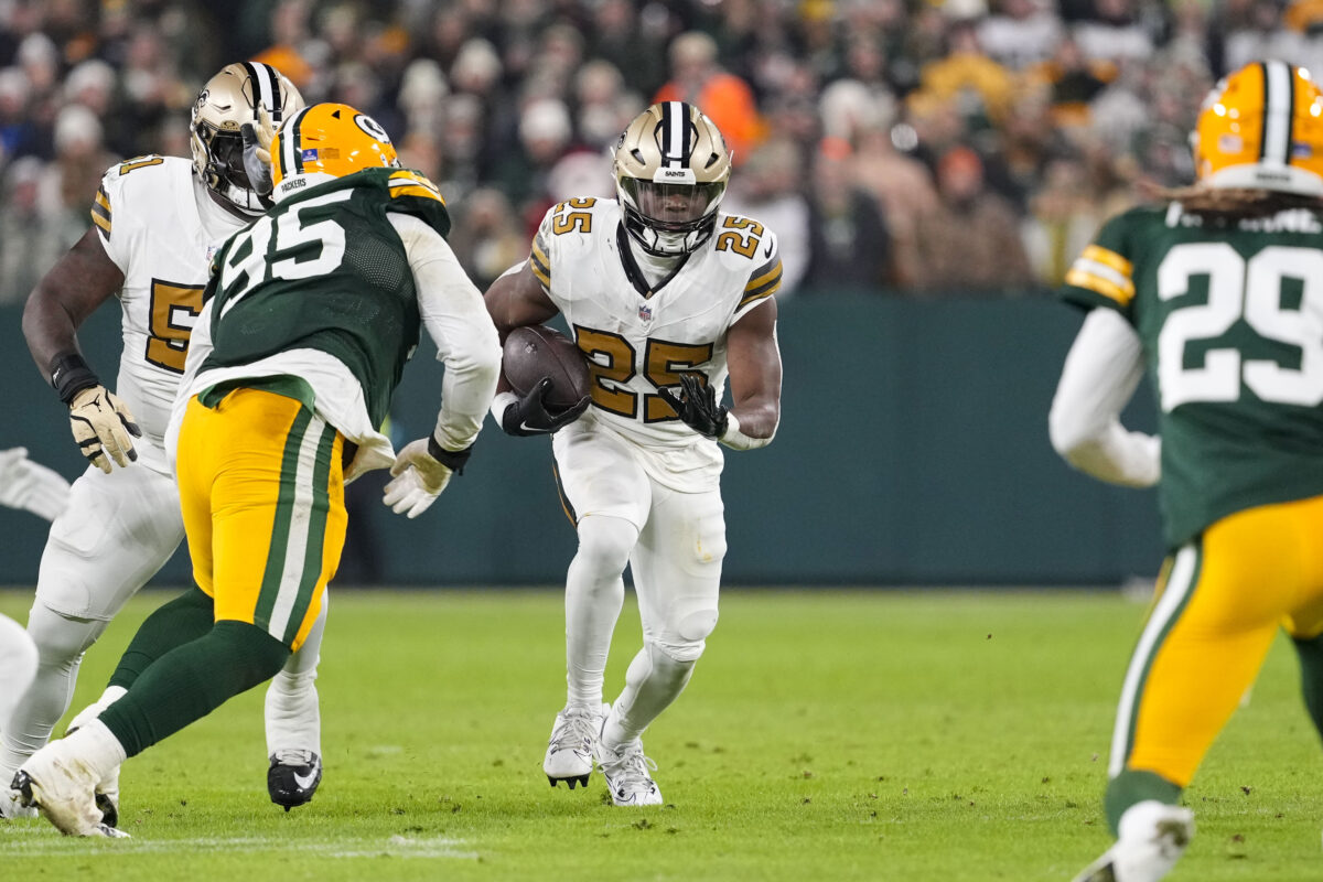 How did Saints use their running backs in Alvin Kamara’s absence?