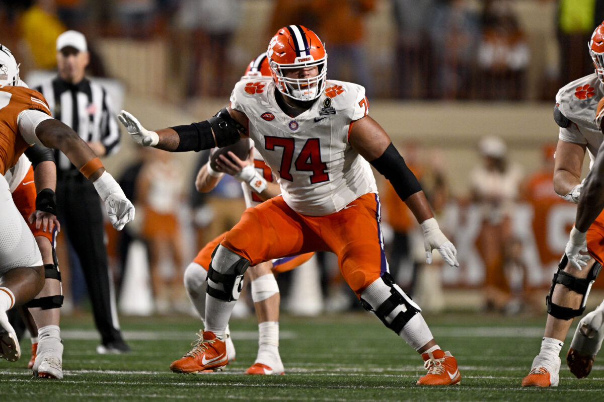 Clemson offensive lineman declares for the 2025 NFL Draft