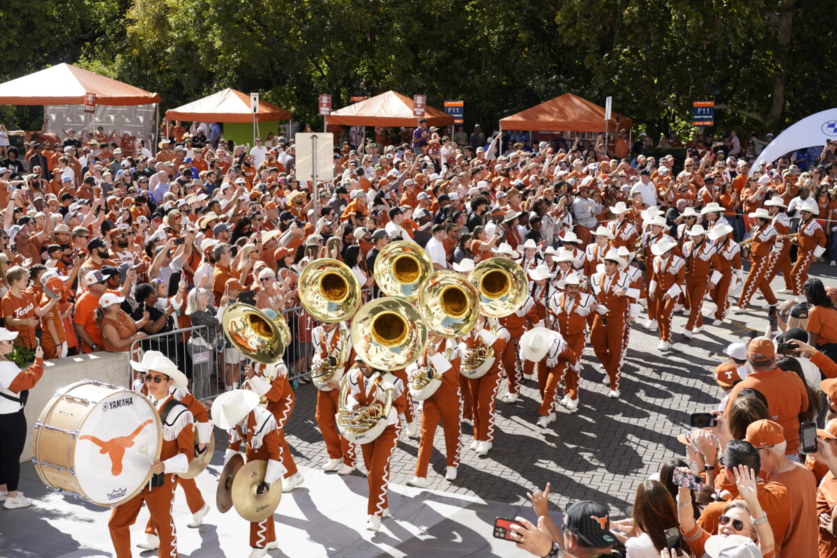 College Football Playoff first-round announcers: Who’s calling Texas vs. Clemson on TNT?