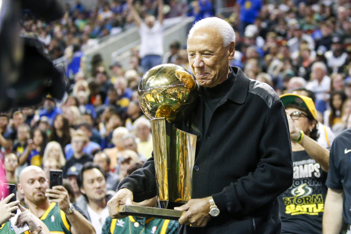 Sonics legend Lenny Wilkens to raise the 12th Man Flag