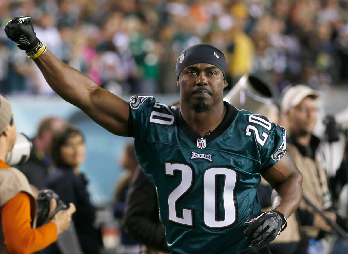 Brian Dawkins narrates Eagles hype video for NFC Championship game vs. Commanders