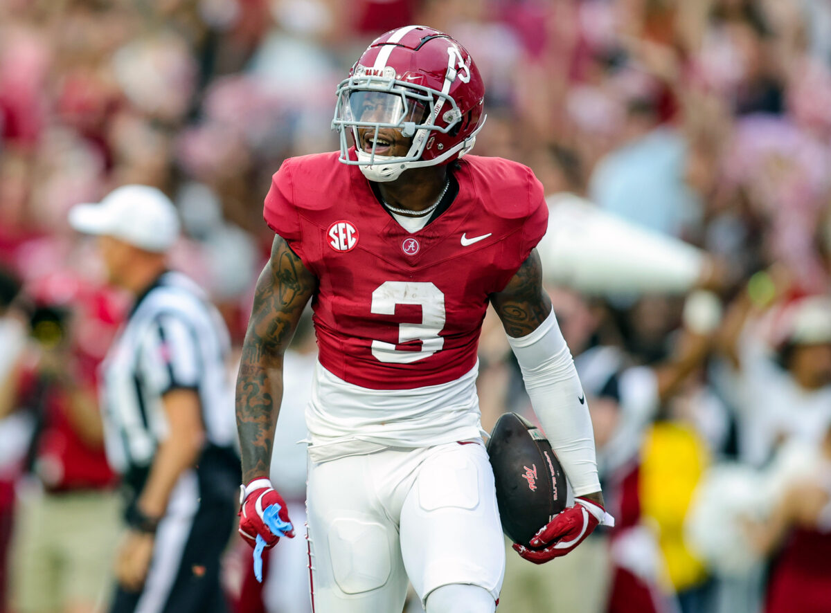 Alabama football defensive starter makes decision on whether to return in 2025