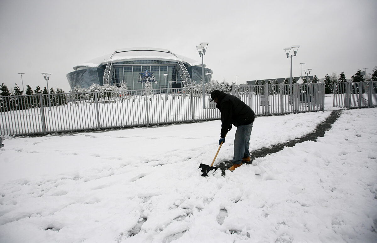 Cotton Bowl between Texas and Ohio State to kick off as scheduled despite snowstorm