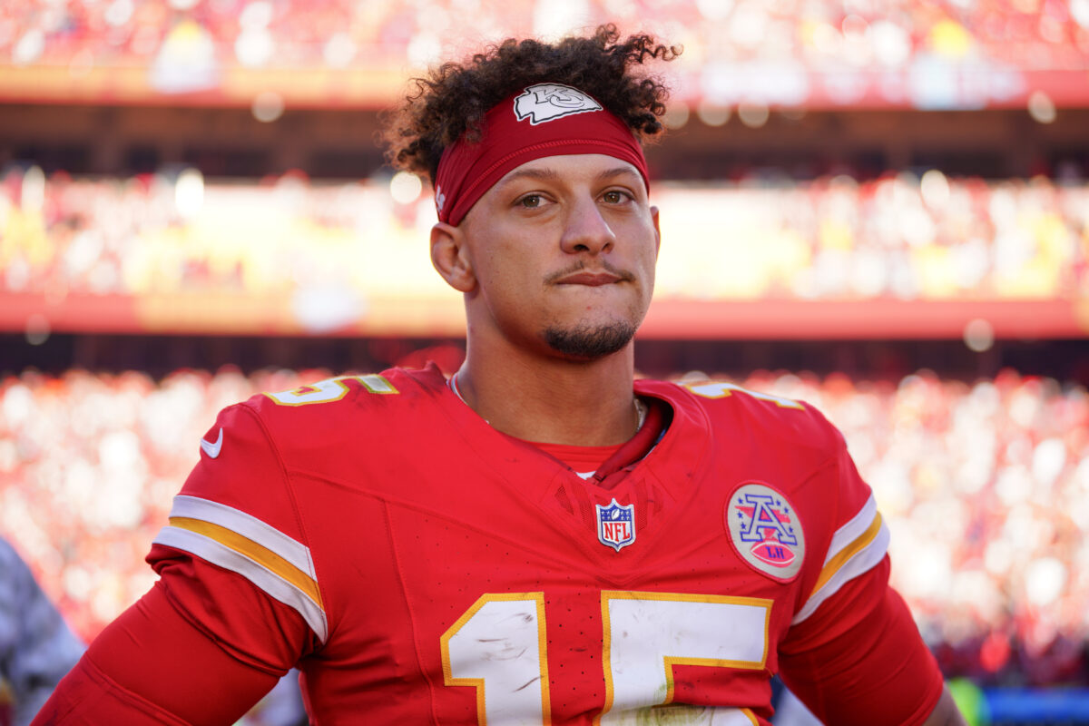 Is Patrick Mahomes playing today? Status updates for Chiefs QB