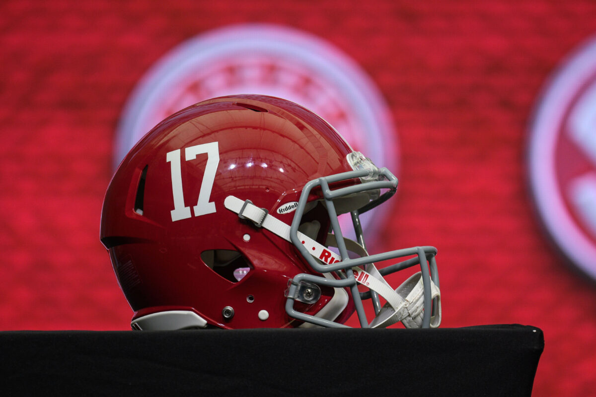 Alabama reportedly targeting former player for defensive backs coach