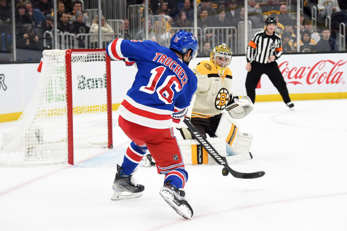 Boston Bruins at New York Rangers odds, picks and predictions