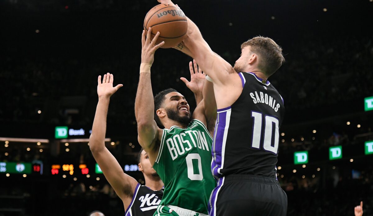 Sacramento Kings at Boston Celtics odds, picks and predictions