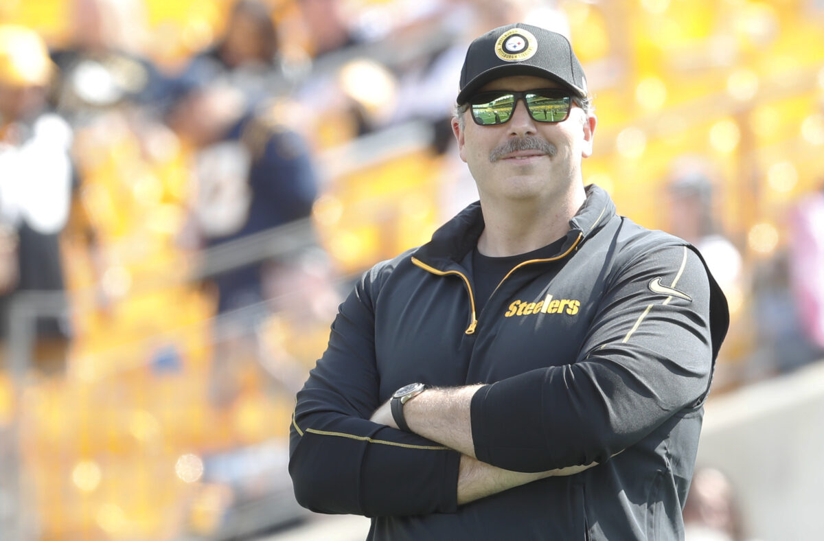 2 teams request interviews with top Steelers coach