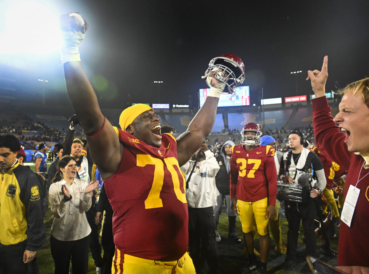 USC offensive lineman Emmanuel Pregnon to enter transfer portal