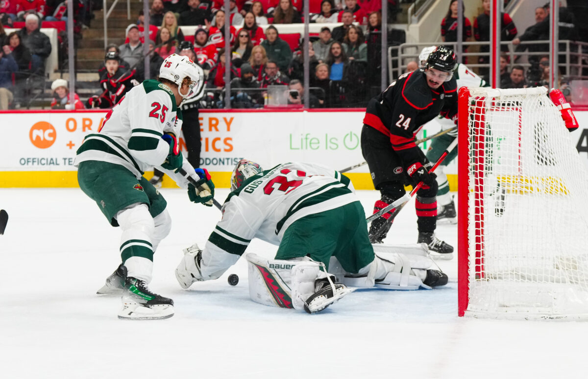 Colorado Avalanche at Minnesota Wild odds, picks and predictions