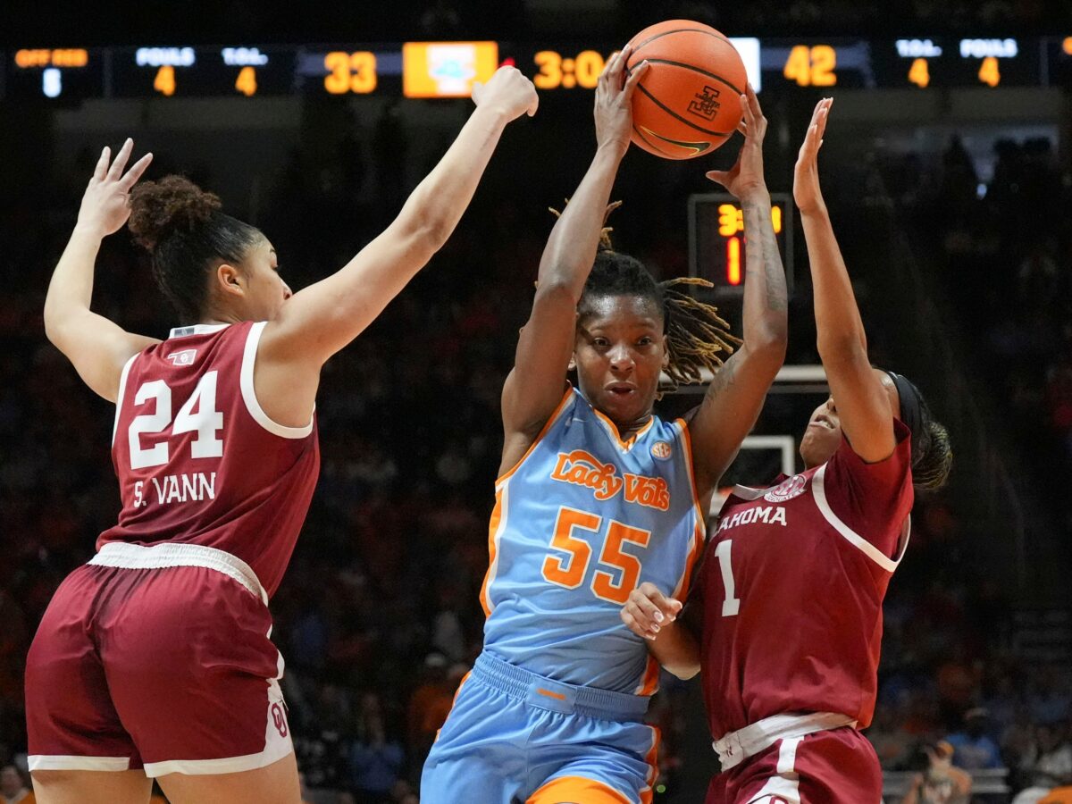 Lady Vols suffer first loss of season to Oklahoma